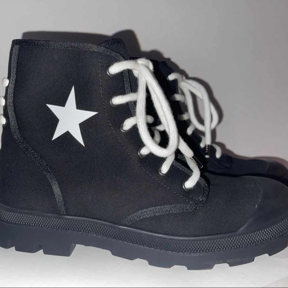 Givenchy Men Black Olympus Star Print Canvas Boots Aize 10 NEVER WORN